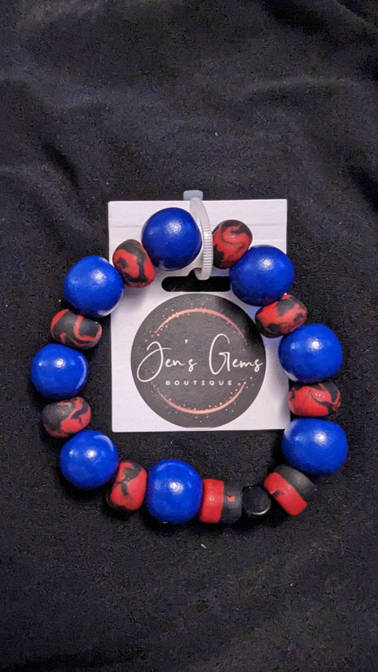 Bracelet - Centered - Made with Handcrafted Clay Beads