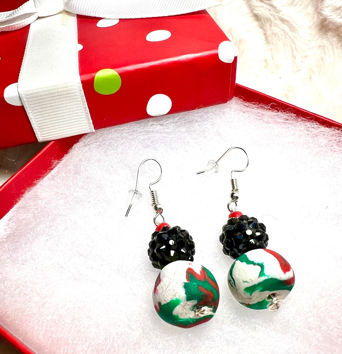 ..Earring - Merry - Made with Handcrafted Clay Beads